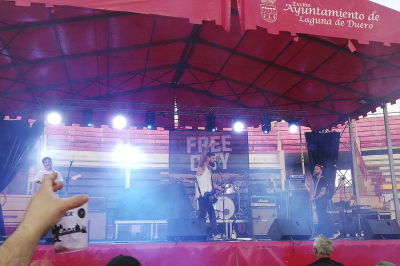 La segunda edición del festival Laguna de DueRock ha sido un éxito